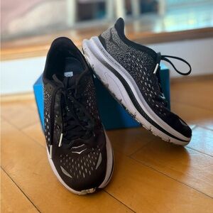 Women’s Hoka One Kawana Shoes-Size 5